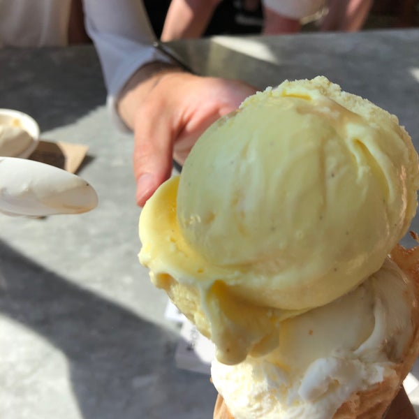 Das Foto wurde bei Jeni&#39;s Splendid Ice Creams von Hunter am 8/10/2019 aufgenommen