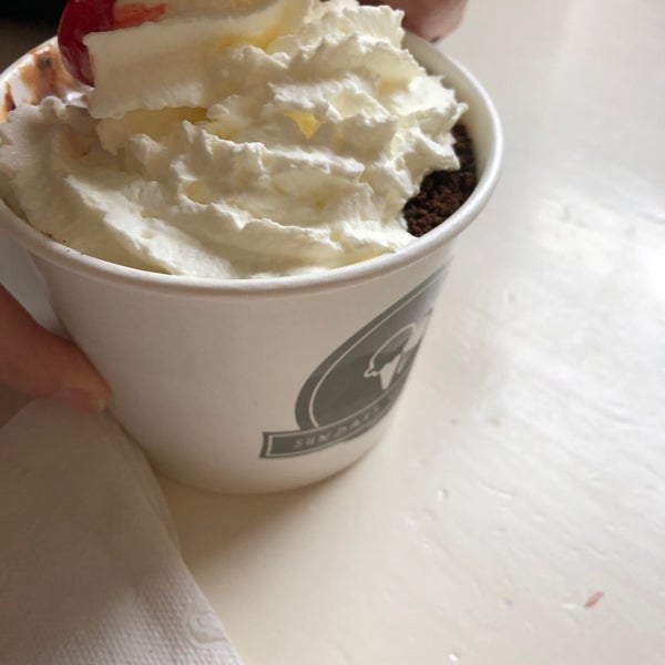 Photo taken at Sundaes and Cones by Hunter on 11/23/2019