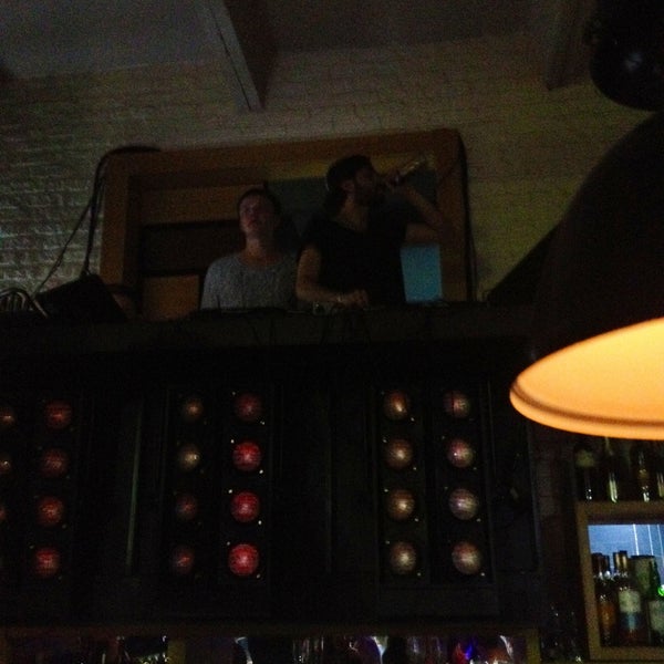5/4/2013にАнастасияがMoska Barで撮った写真