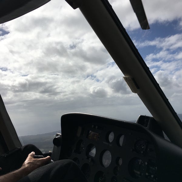 2/3/2017에 Kenji Y.님이 Island Helicopters Kauai에서 찍은 사진