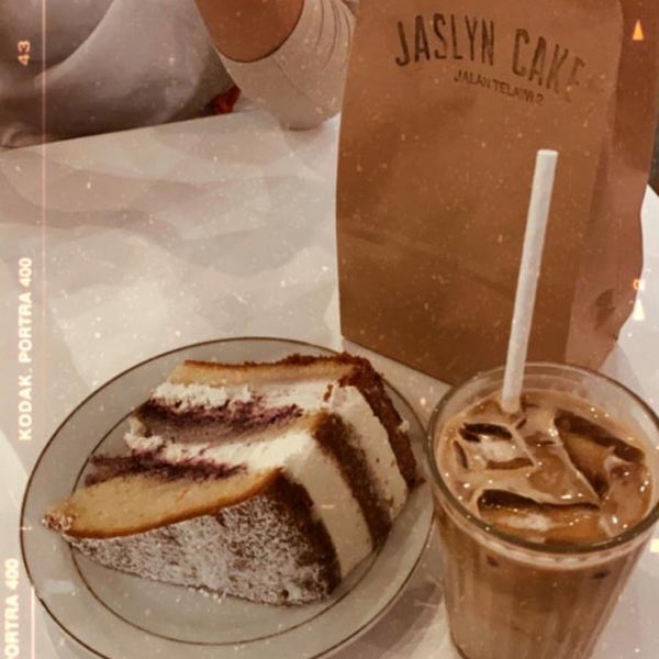 รูปภาพถ่ายที่ Jaslyn Cakes โดย Fatin A. เมื่อ 3/15/2020
