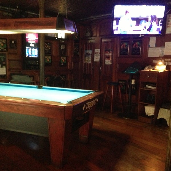 Barfly Bar in Gramercy Park