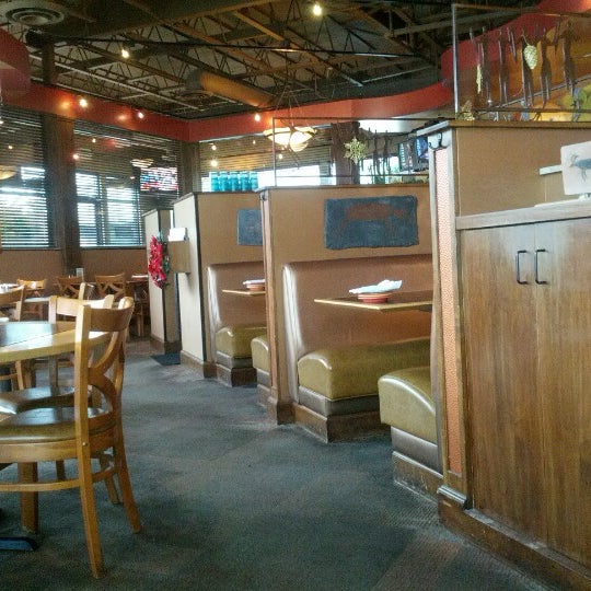 Photo taken at Canyons Restaurant &amp; Bar by Jarix on 12/17/2012