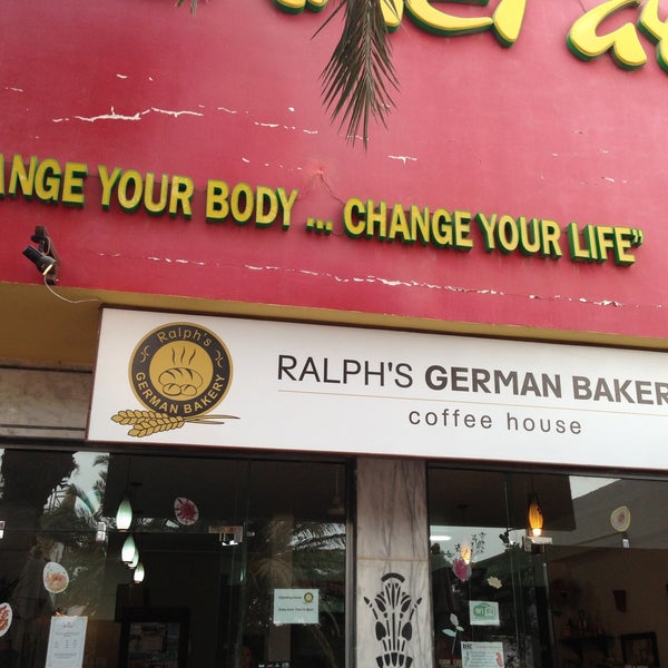 Foto tomada en Ralph’s German Bakery  por Dima el 5/3/2013