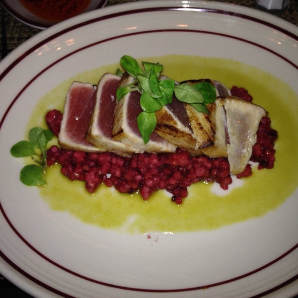 Foto diambil di Bocca Restaurant oleh Mayu pada 10/12/2013