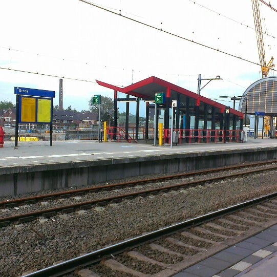 Station Breda - Train Station in Breda