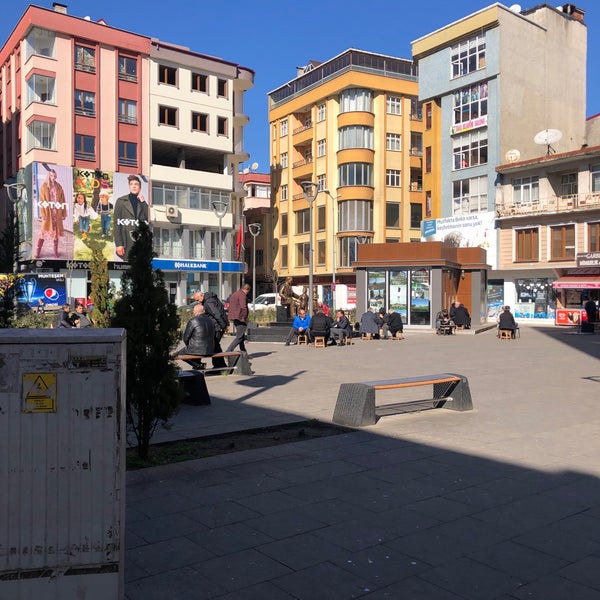 รูปภาพถ่ายที่ Beşikdüzü โดย Mustafa เมื่อ 2/20/2019