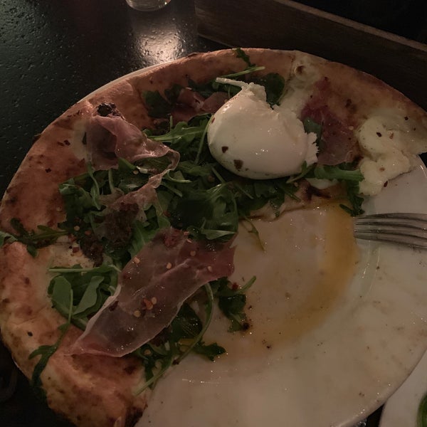 Photo taken at Ovest Pizzoteca by Luzzo&#39;s by Heather M. on 5/25/2019