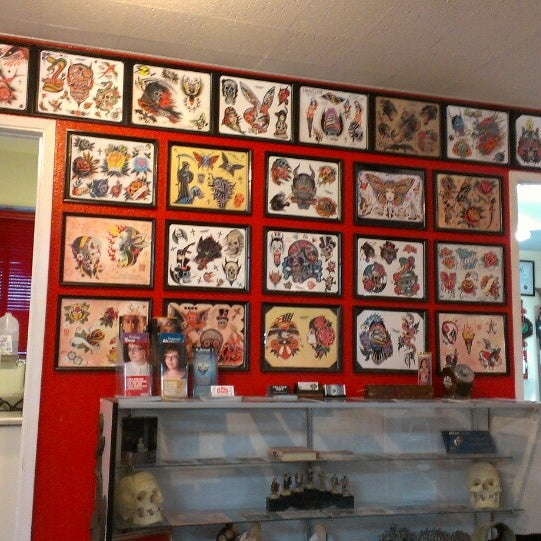 Flesh Skin Grafix Tattoo Parlor 4 tips