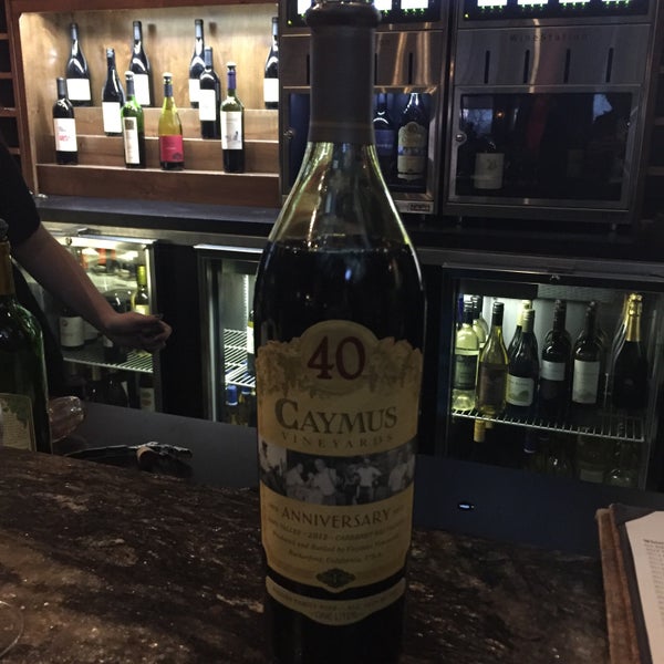 Das Foto wurde bei EdgeWild Restaurant &amp; Winery von Joe S. am 10/29/2015 aufgenommen