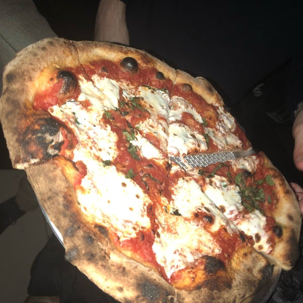 Foto diambil di Williamsburg Pizza oleh ᴡ A. pada 4/5/2018