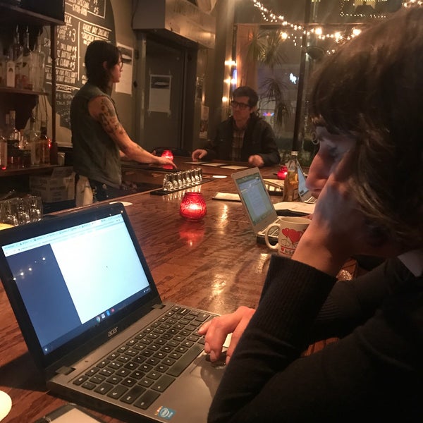 11/5/2019にNora R.がCafe Mustacheで撮った写真