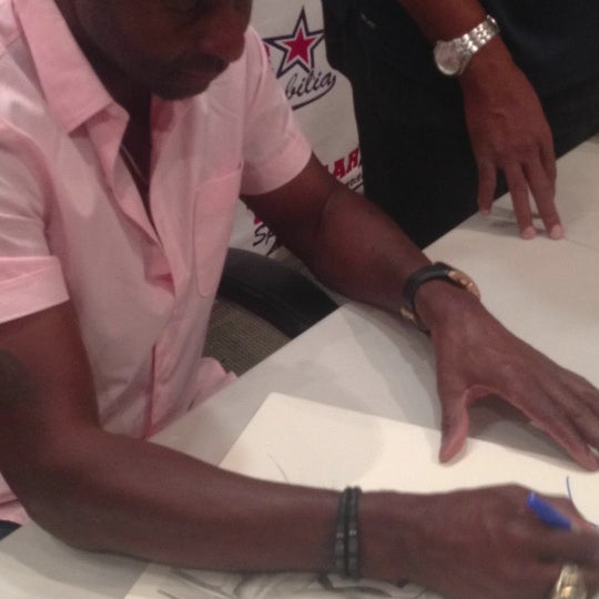 Tristar Sports Memorabilia Hobby Store in Las Vegas