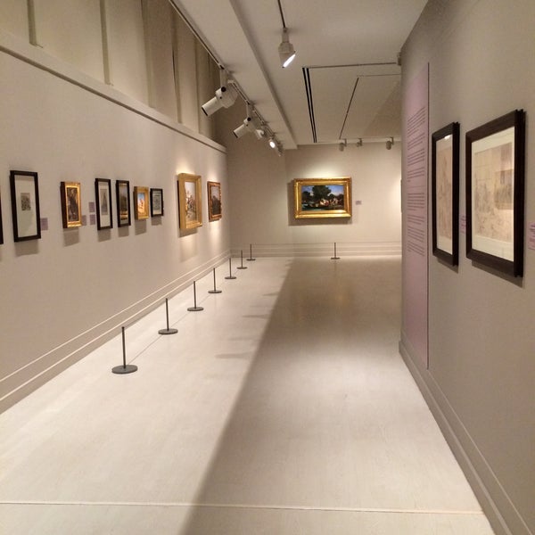 12/5/2014に ÇĩɠᎴεო Ɠ.がペラ美術館で撮った写真