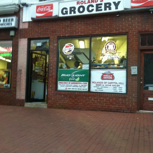 Roland's Grocery(현재 폐점) Capitol Hill 워싱턴 D.C., D.C.에서의 사진