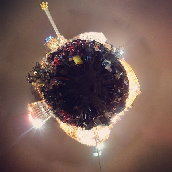 11/22/2013にMykolaがЄвромайданで撮った写真