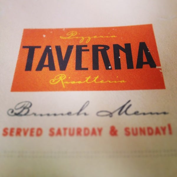 รูปภาพถ่ายที่ Taverna โดย John S. เมื่อ 3/16/2013