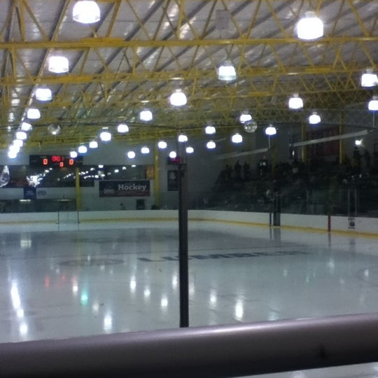 Robert Morris University Island Sports Center 1217 ziyaretçidan 11