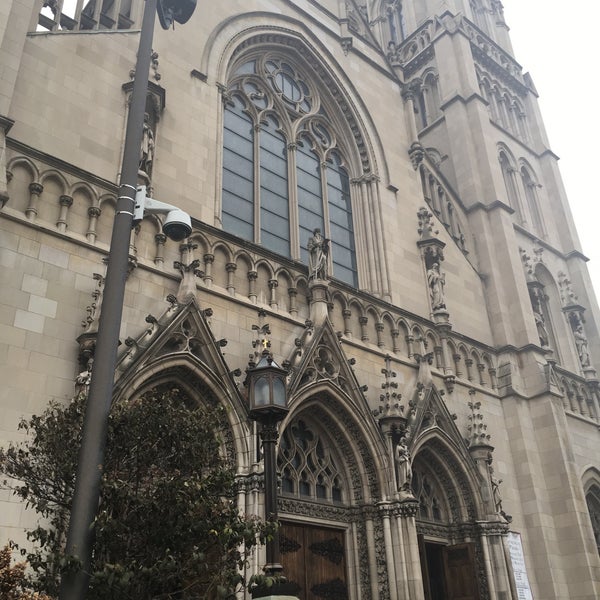 Photo prise au Saint Paul Cathedral par Paloma G. le11/24/2016