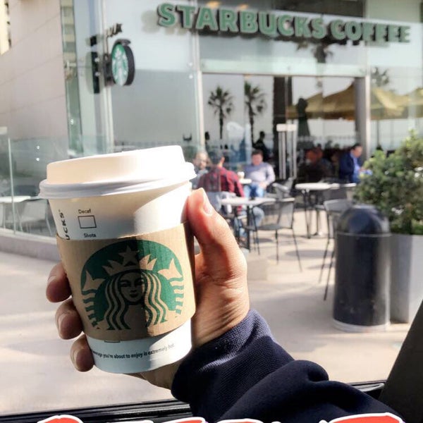รูปภาพถ่ายที่ Starbucks โดย S.als เมื่อ 1/21/2019