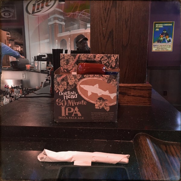 Foto diambil di Cleveland Pub &amp; Grill oleh Brad R. pada 1/26/2018
