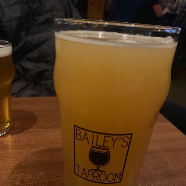 Photo taken at Bailey&#39;s Taproom by Stevey T. on 9/17/2019