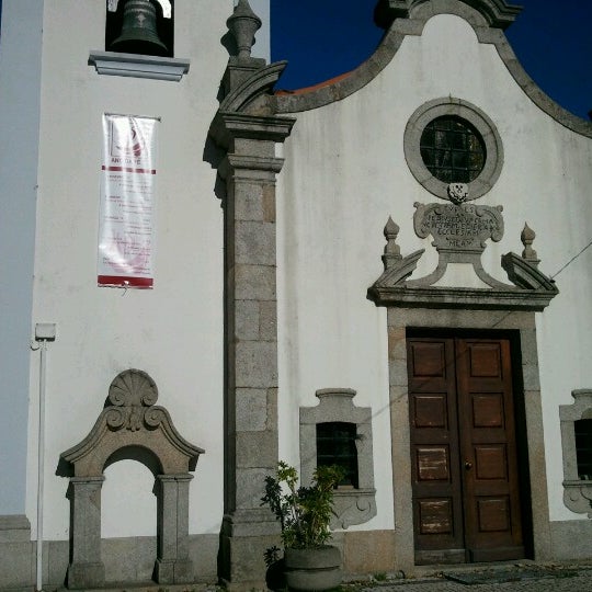 Igreja São Pedro de Araújo Rua