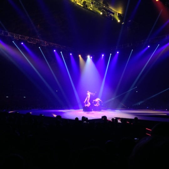 Foto tirada no(a) Cirque Phénix por Dj M. em 12/9/2012