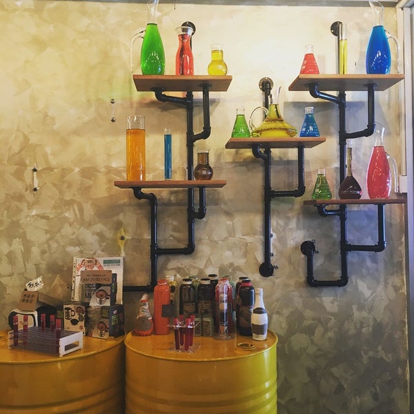 Tester Laboratory Cafe & Bistro (Now Closed) Café