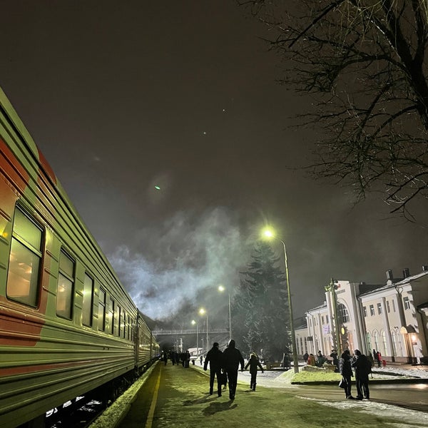 Поезд в луки санкт петербург. Поезд 677а Санкт-Петербург Великие Луки. Поезд 677 СПБ Великие Луки. Поезд 677 остановки Великие Луки СПБ.