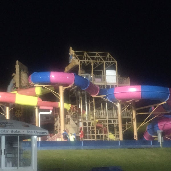 Das Foto wurde bei Mt Olympus Water Park and Theme Park Resort von Becky am 7/20/2015 aufgenommen