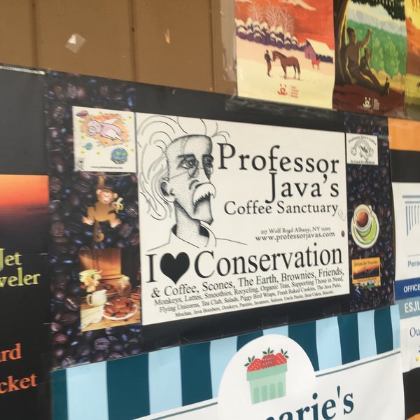 Foto tirada no(a) Professor Java&#39;s Coffee Sanctuary por Phil F. em 6/5/2017