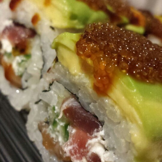 Foto scattata a Hōmu Sushi Bar da Damianos C. il 12/5/2015