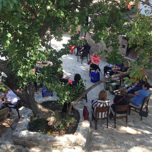 รูปภาพถ่ายที่ Kaystros Taş Ev Restaurant โดย Kaystros Taş Ev Restaurant เมื่อ 10/11/2016