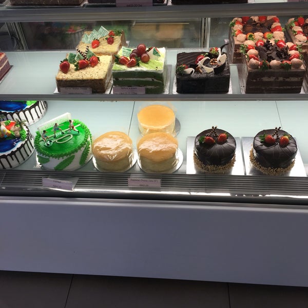 Photos At Berry S Cake House Puchong Batu Dua Belas Selangor