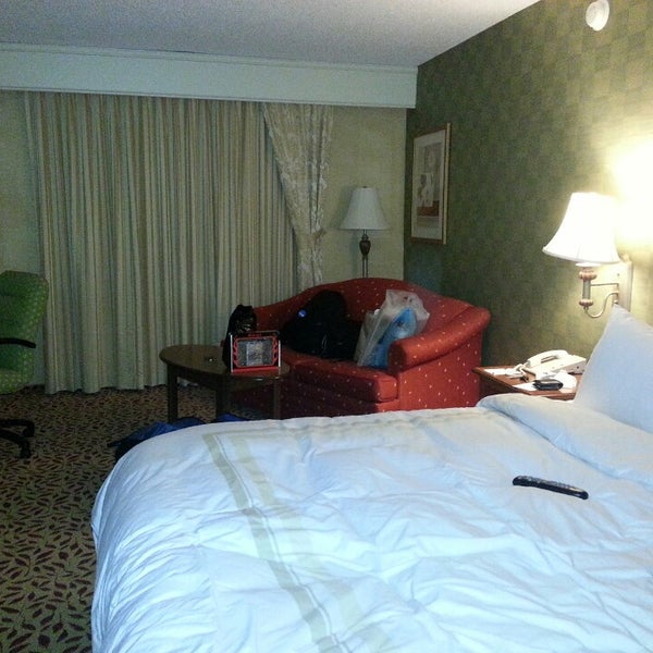 Foto diambil di The Lincoln Marriott Cornhusker Hotel oleh John W. pada 6/29/2013