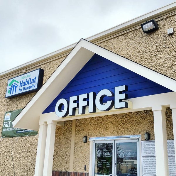Habitat for Humanity NonProfit Organization in Dallas