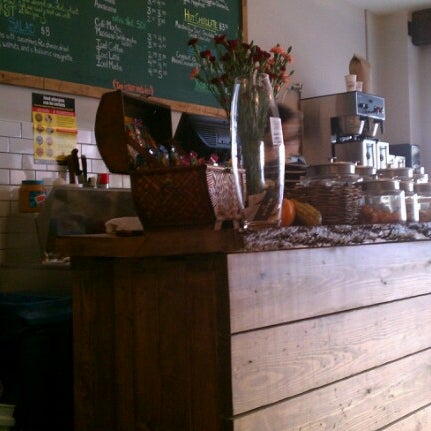 12/4/2012 tarihinde Abigail W.ziyaretçi tarafından Little Fox Cafe'de çekilen fotoğraf
