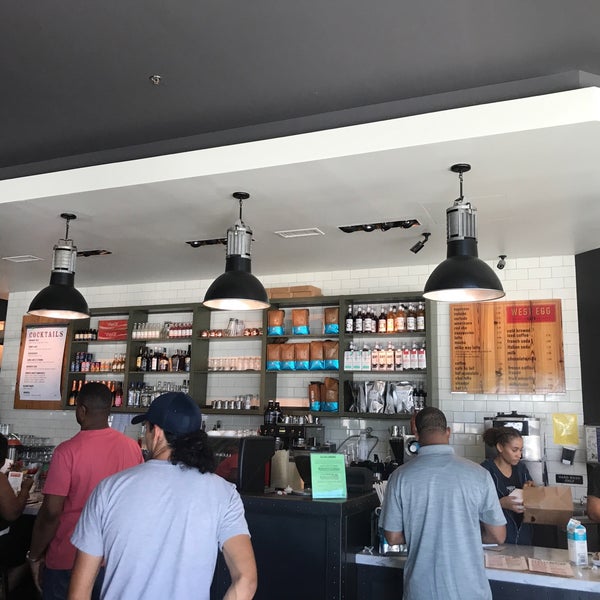 7/29/2018 tarihinde Sergio B.ziyaretçi tarafından West Egg Café'de çekilen fotoğraf