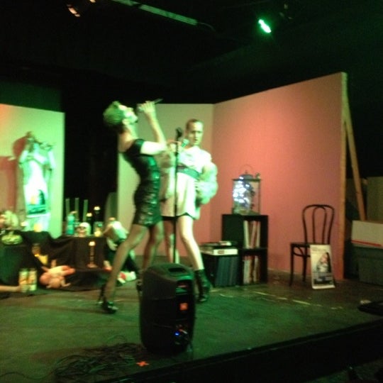 Снимок сделан в Richmond Triangle Players Theatre пользователем Katie 10/29/2012