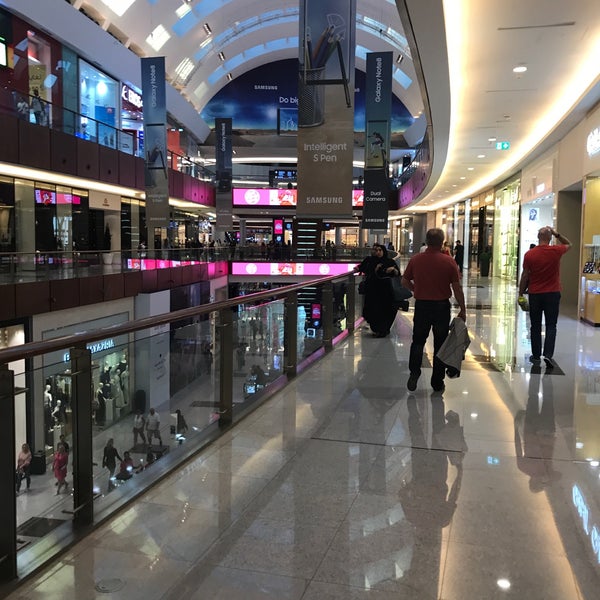 Foto tirada no(a) The Dubai Mall por Алексей em 12/5/2017