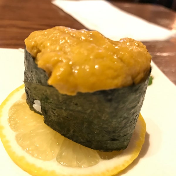 3/5/2017에 John L.님이 Sake2Me Sushi - Cerritos에서 찍은 사진