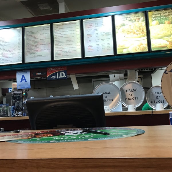 Michael Angelo's Pizza - Pizzeria