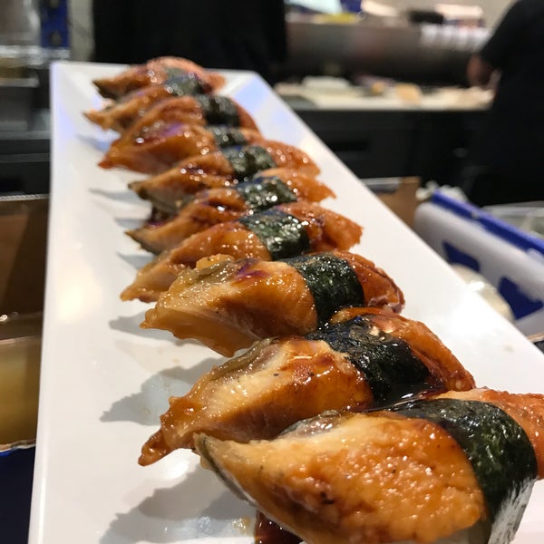 Снимок сделан в Sake2Me Sushi - Cerritos пользователем John L. 3/10/2017