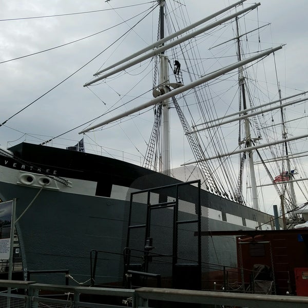 Photo taken at South Street Seaport Museum by DrWho131 M. on 10/13/2016