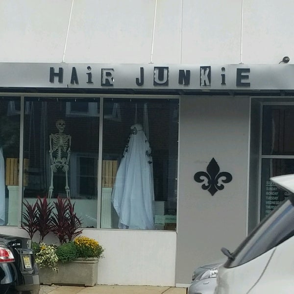 Hair Junkie 621 Willis Ave