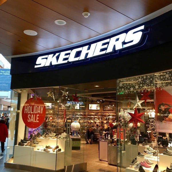 SKECHERS Retail - Store in Garden