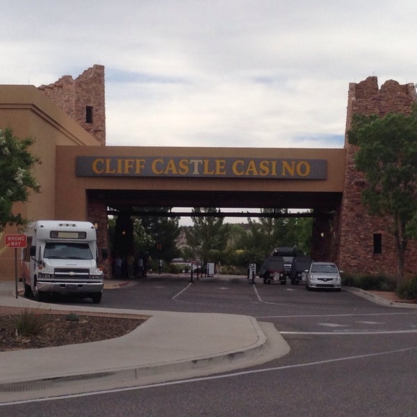 Foto tirada no(a) Cliff Castle Casino por Robyn S. em 6/15/2014