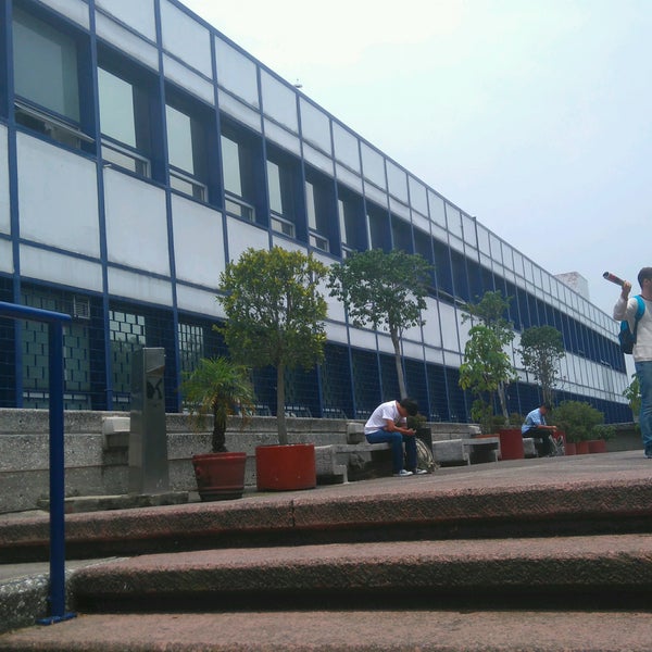 Photo taken at Escuela Nacional de Lenguas, Lingüística y Traducción (ENALLT) UNAM by JoCrra on 8/22/2016