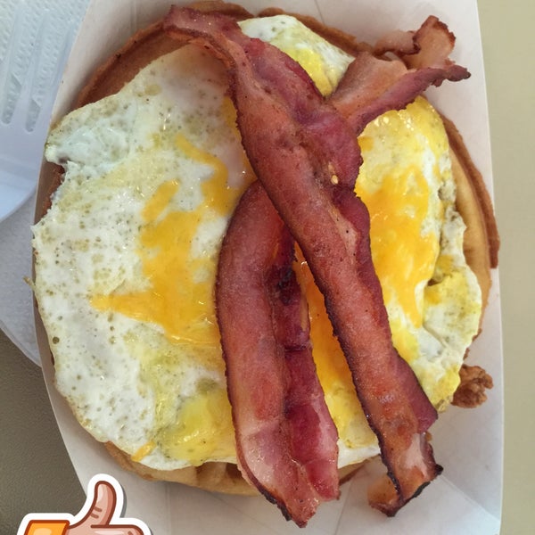 Melissa's Chicken & Waffles Food Truck (Now Closed) Orlando, FL